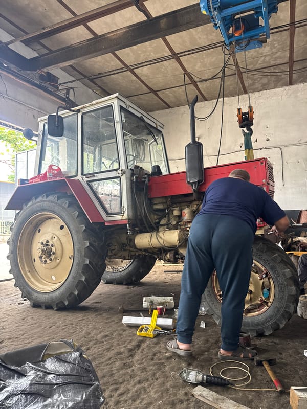 Tractor maintenance and equipment documentation in Sarnevo workshop