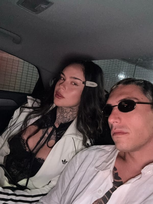 Tattooed man, woman photographed in car selfies in Seoul