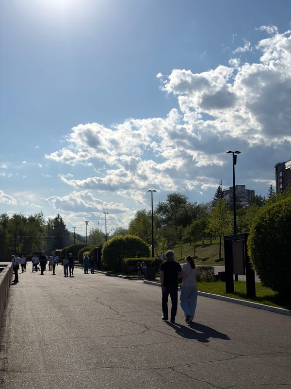 Daily life scenes captured across Krasnoyarsk on sunny morning