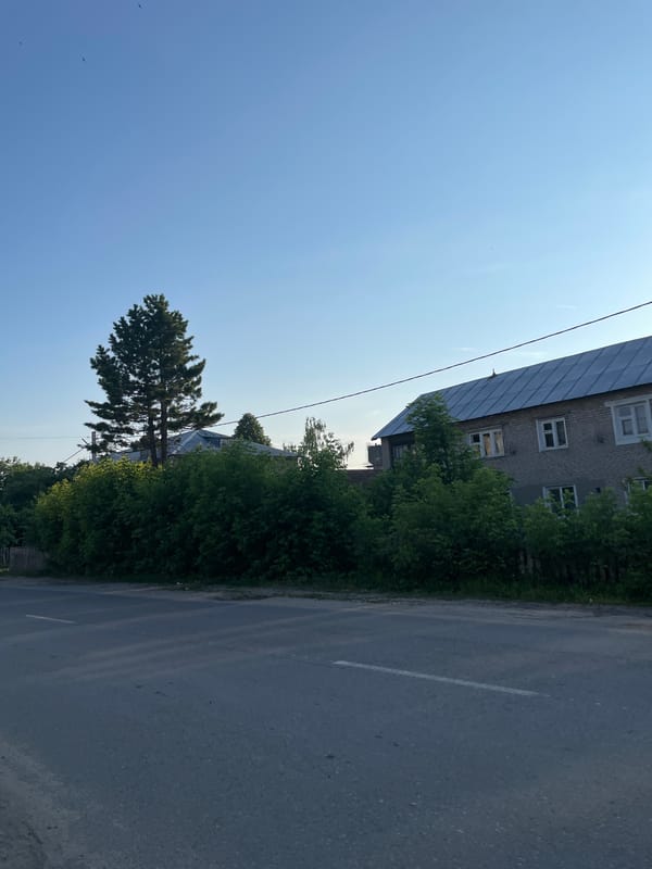 Village walk through Пруды, Russia shows rural streets and local life