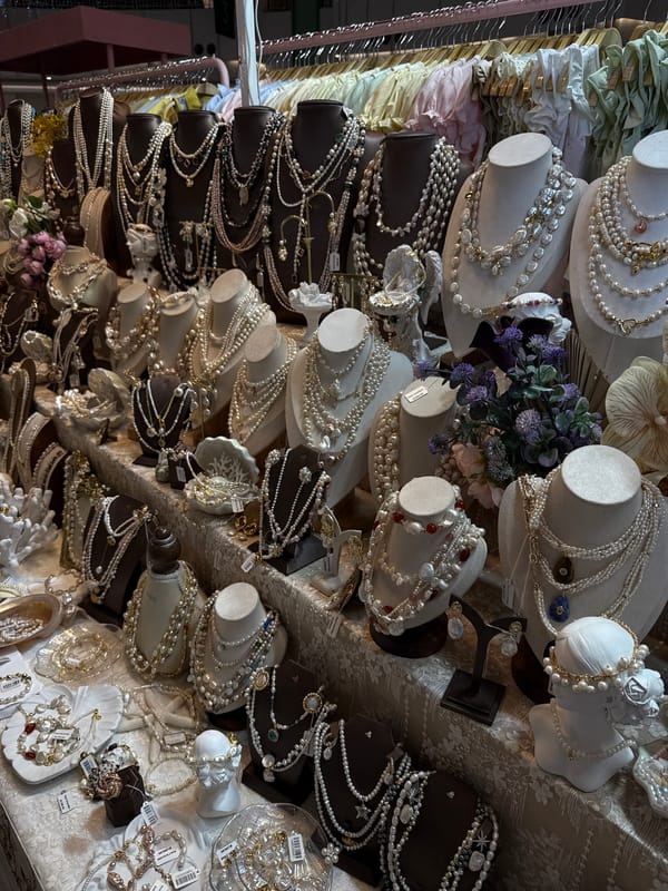 Weekend shopping documented at Patong retail complex