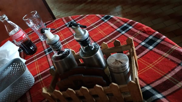 Traditional Bulgarian lunch documented at Pevtsite restaurant