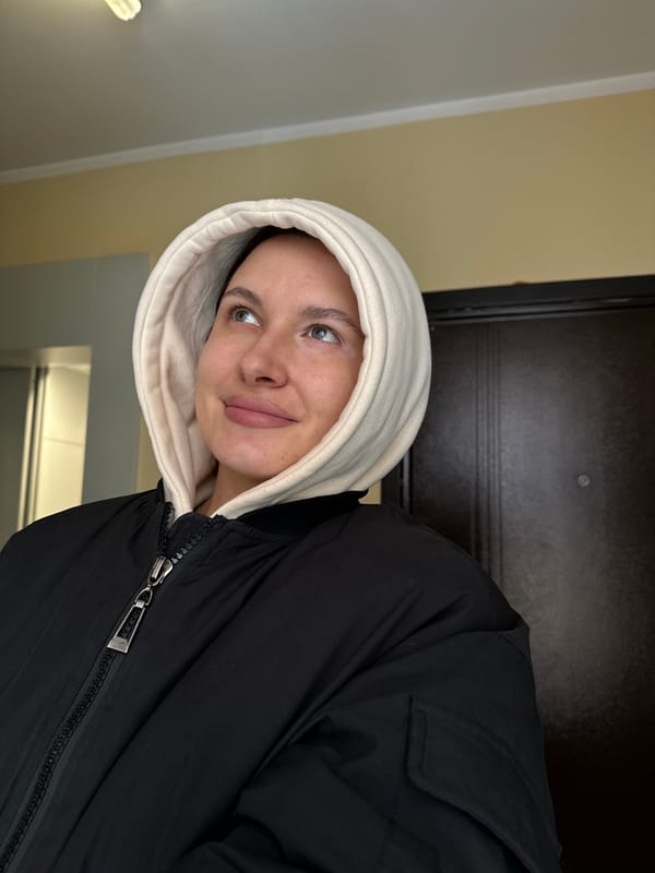 Woman photographed in relaxed indoor portrait in Odintsovo