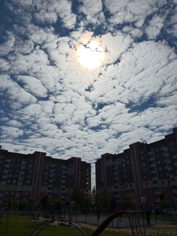 Aircraft spotted over residential area amid cloudy morning skies