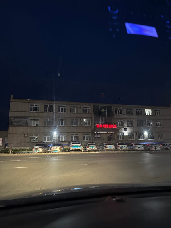 Evening life captured across Chaikovsky, Russia neighborhoods