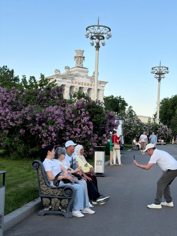 Families visit Moscow's VDNKh exhibition during spring bloom season
