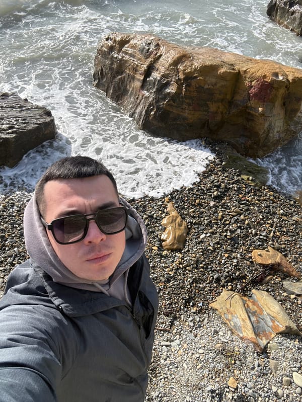 Solo visitor documents winter morning at Anapa's Black Sea coast