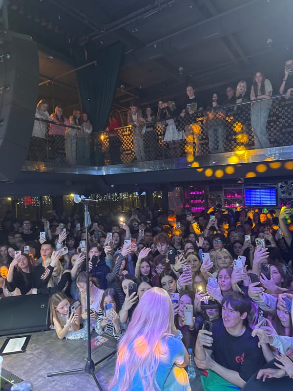Concert draws packed crowd in Naberezhnye Chelny, Russia