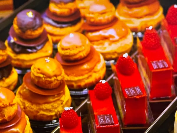 Valencia restaurant scene captured with pastries and wine service