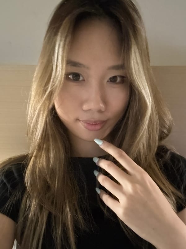 Quick selfie session in Yuzhong, cycling through poses and expressions