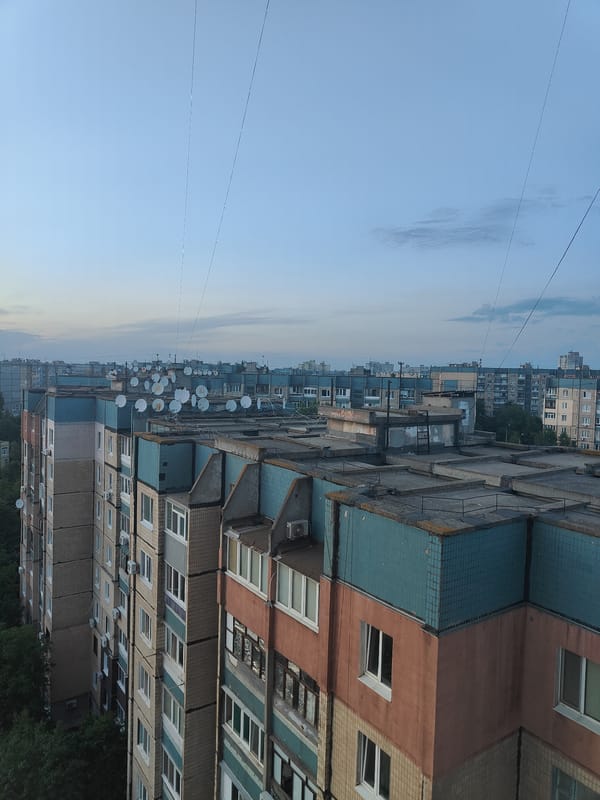 Sunset views documented over Kryvyi Rih apartment buildings