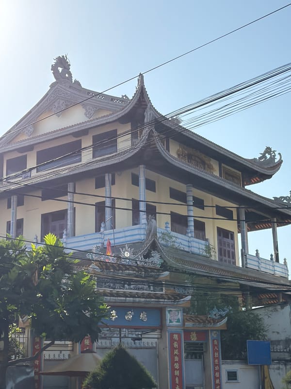 Aquarium visit and city scenes in Nha Trang, Vietnam