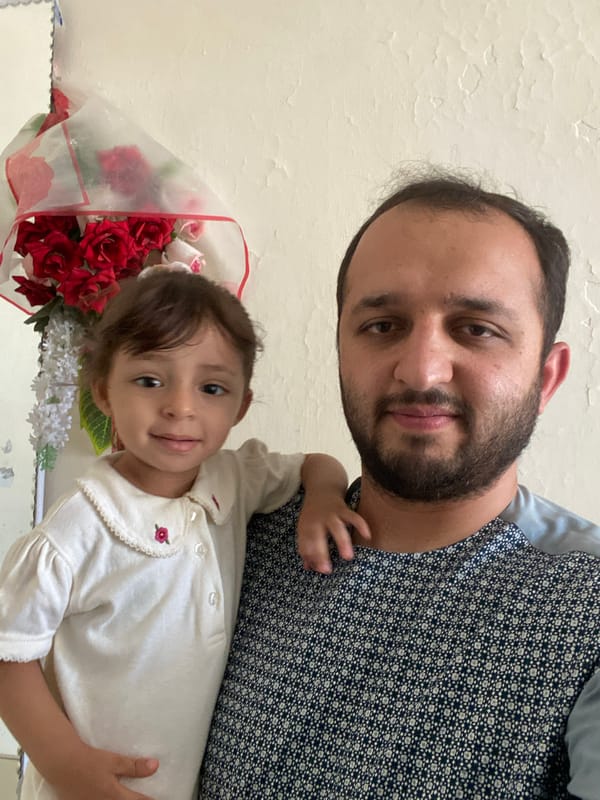 Kandahar portraits flagged with explicit 'Fake photos' warning