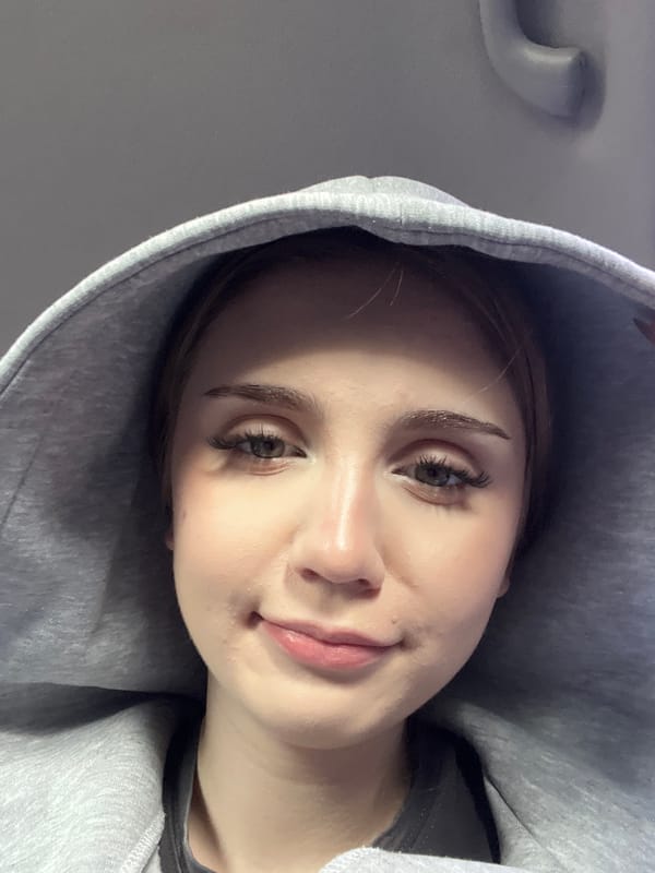 Quick selfie session in a parked car, Sterlitamak
