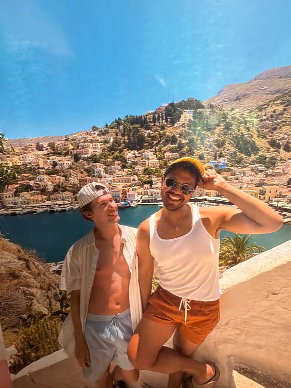 Coastal hangout mixed with quiet everyday snapshots