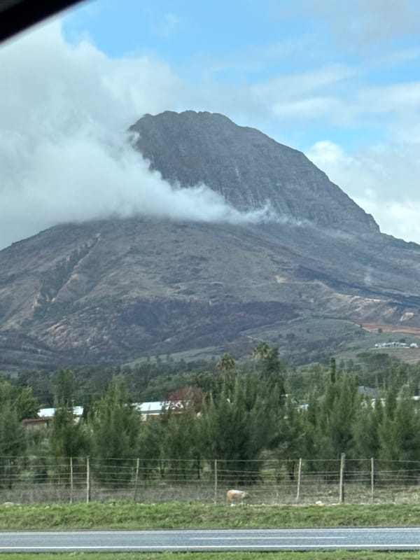 Cloudy mountain view documented along Paarl roadside