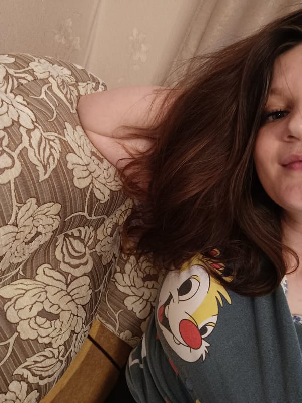 Quiet family afternoon documented in Tobolsk home