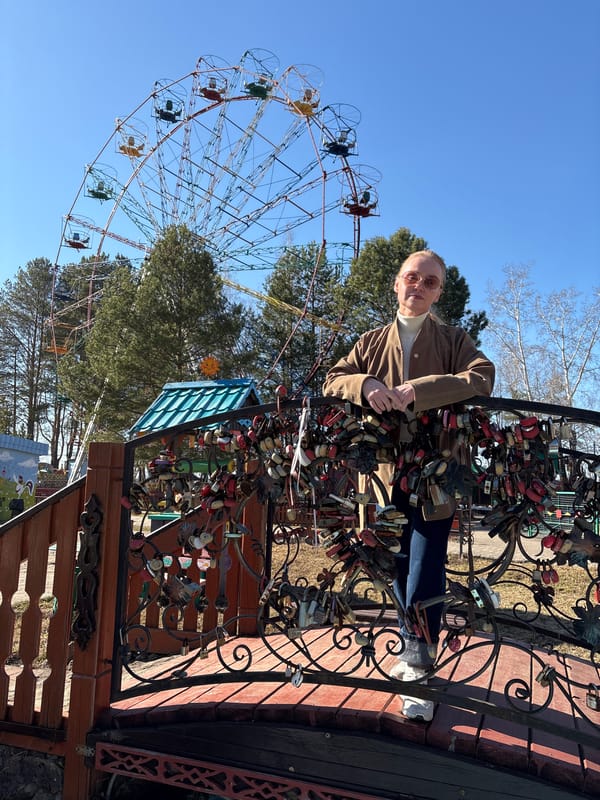 Visitors enjoy leisure time at Chaikovsky park attractions