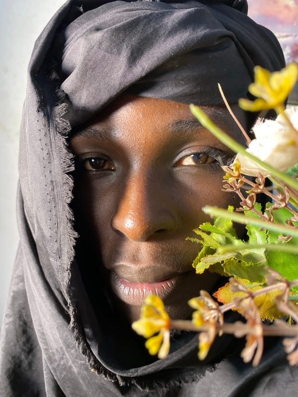 Portrait session with black headscarf in Bukuru, Nigeria