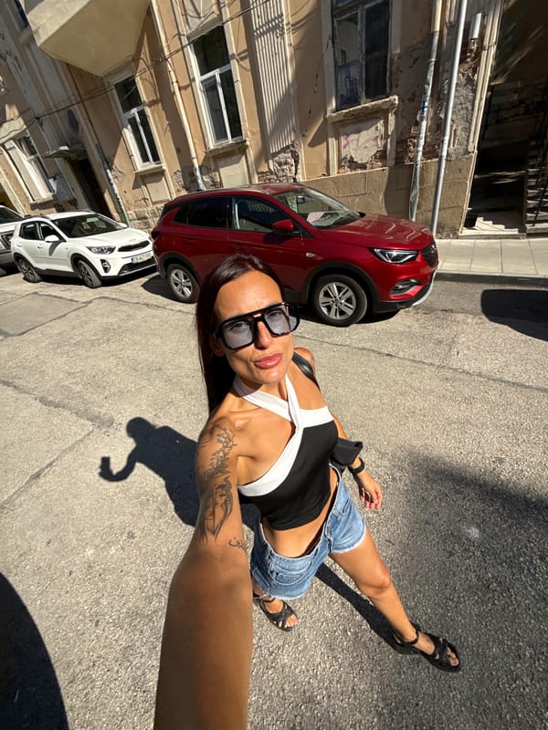 Afternoon selfie session on the streets of Pleven