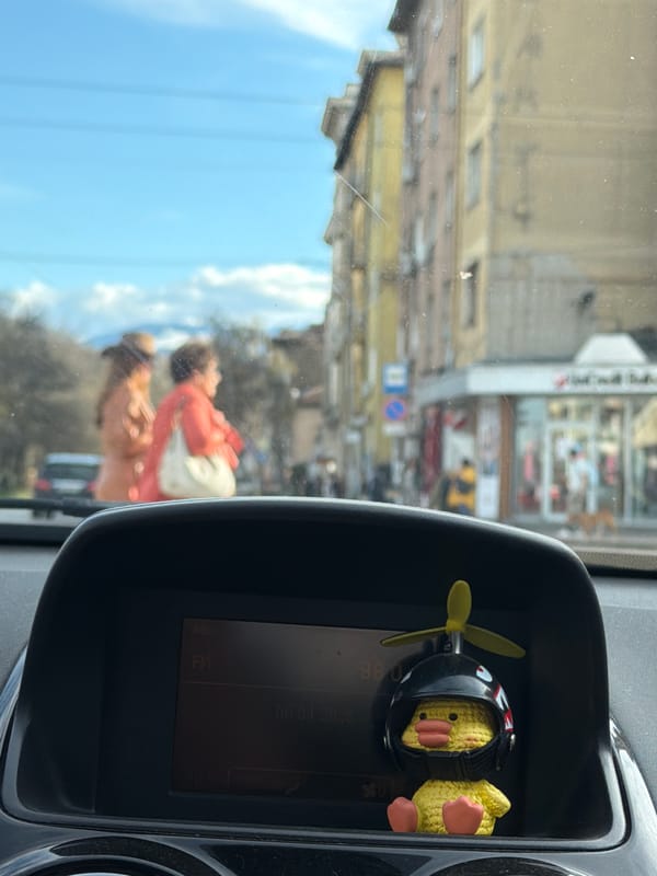Everyday moments captured across Sofia during Monday afternoon