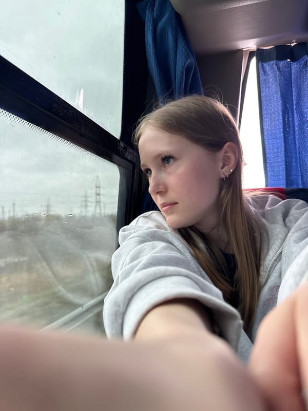 Bus passengers and construction scenes captured in Russian towns