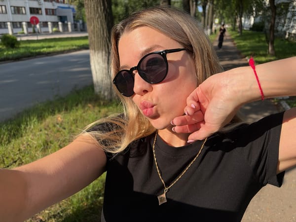 Afternoon outing in Chaikovsky: selfies, flowers, and sky shots