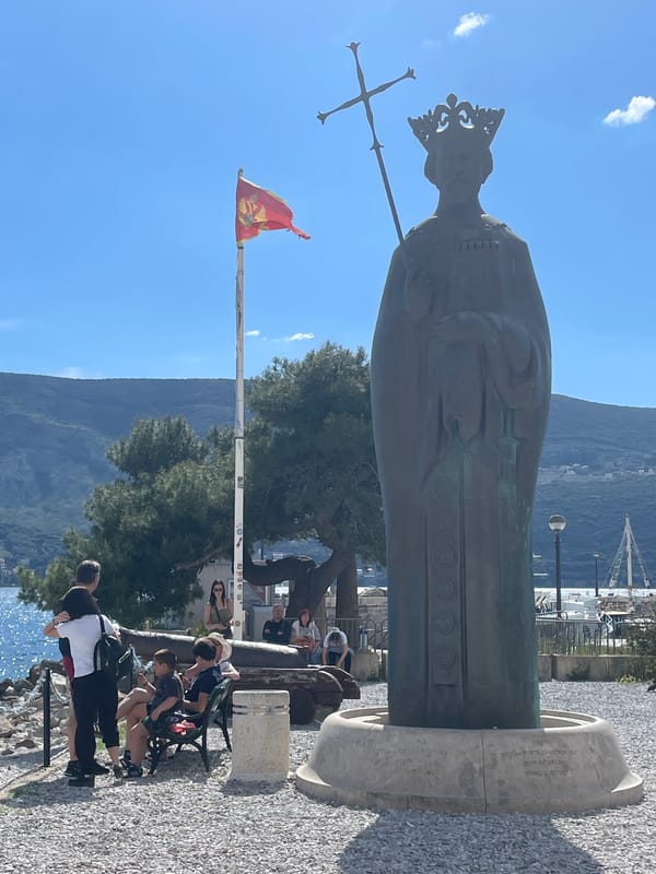 Tourist captures scenic walk through historic Herceg Novi waterfront