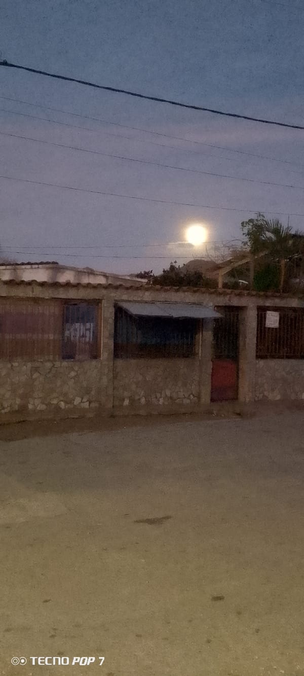 Evening documentation of rural roads and buildings in Altagracia