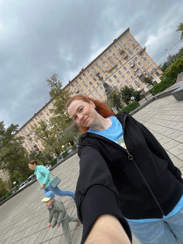 Museum sculptures and street art on a Moscow summer morning