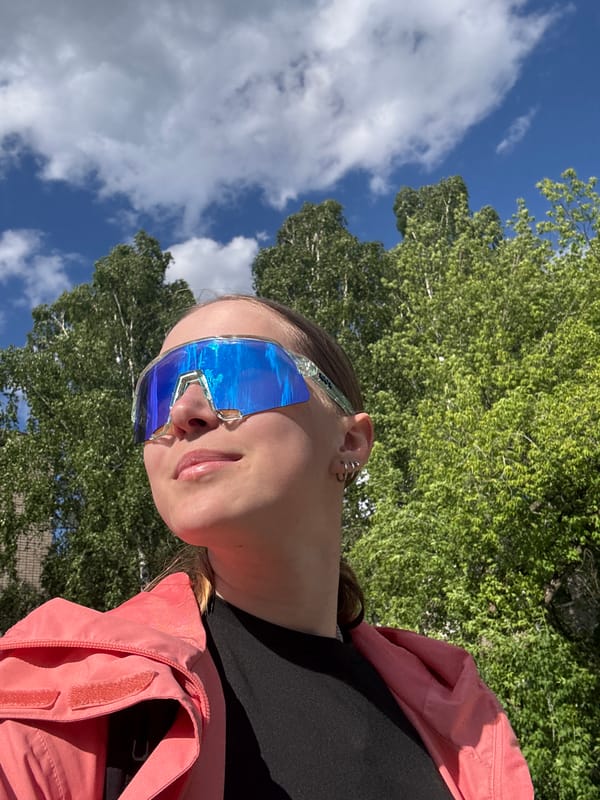 Everyday scenes captured across Chaikovsky, Russia during midday stroll