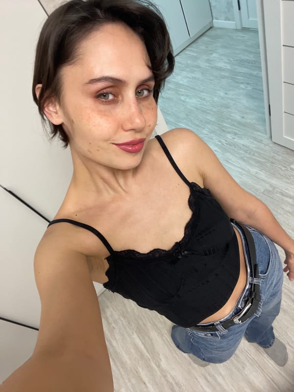 Woman documents afternoon selfie session in Izhevsk, Russia
