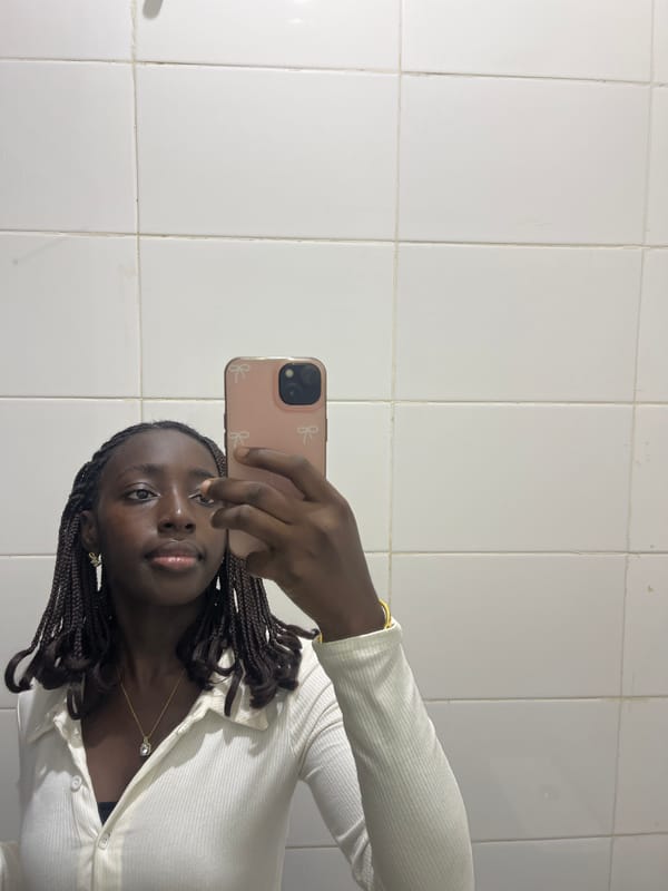 Young woman takes mirror selfies across multiple Karum locations