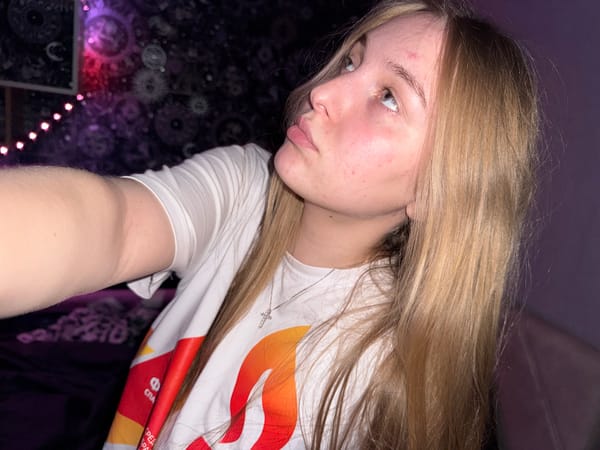 Indoor selfie session with multiple poses and angles
