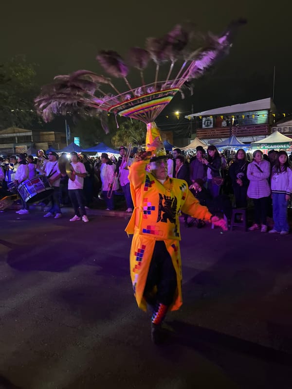Traditional dance festival lights up Arica streets at night