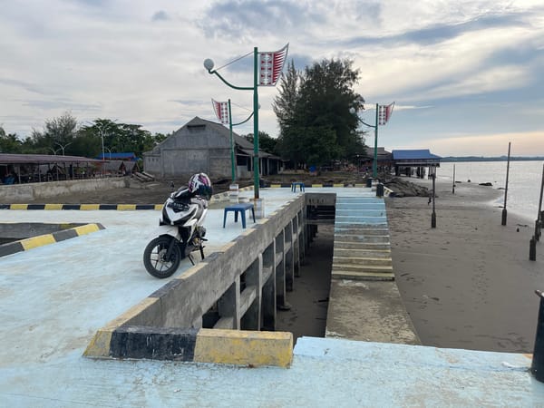 Lancok coastal waterfront on a cloudy late morning