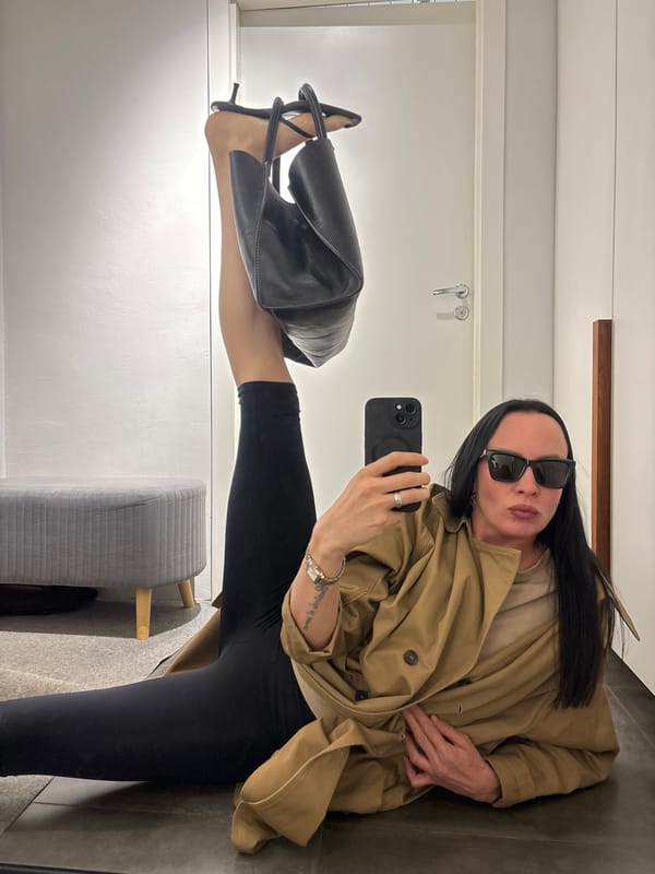 Ordinary moments captured in Chaikovsky: selfie, construction progress