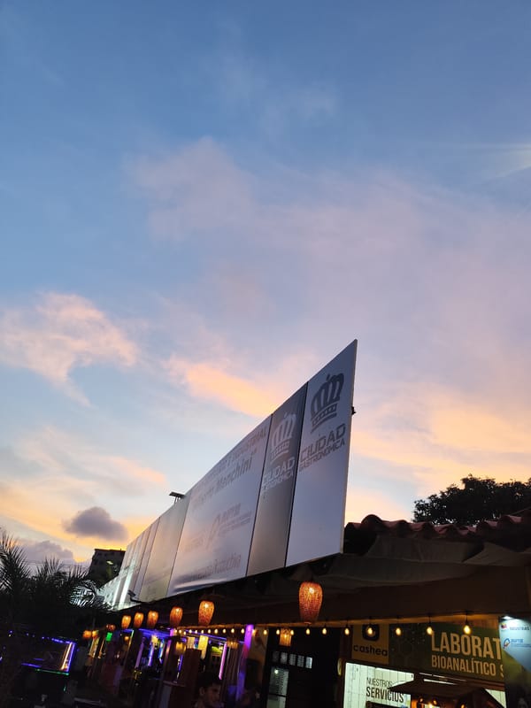 Evening dining scene at Ciudad Gastronomica in Los Robles