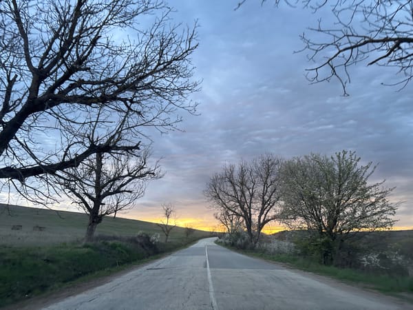 Dawn road conditions documented near Suhache, Bulgaria