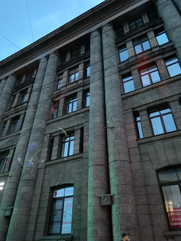 Evening drive through Saint Petersburg's neoclassical streets