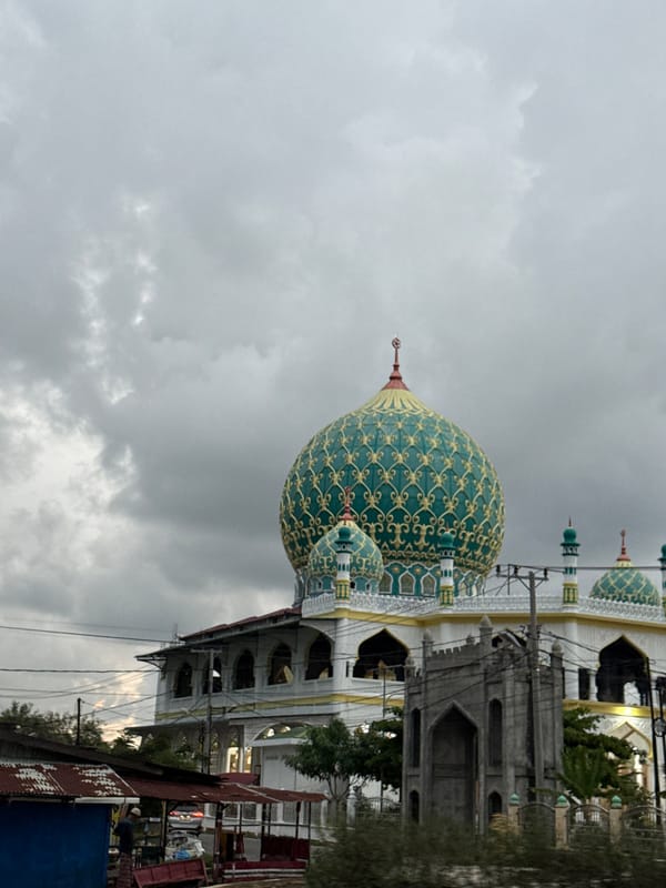 Daily life documented around Islamic Center in Lhokseumawe