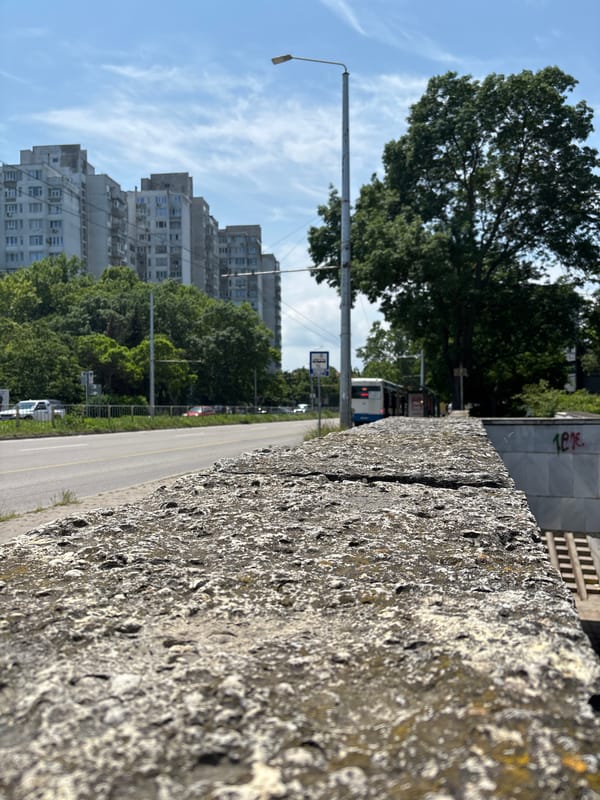 Ordinary moments captured across Varna on June morning