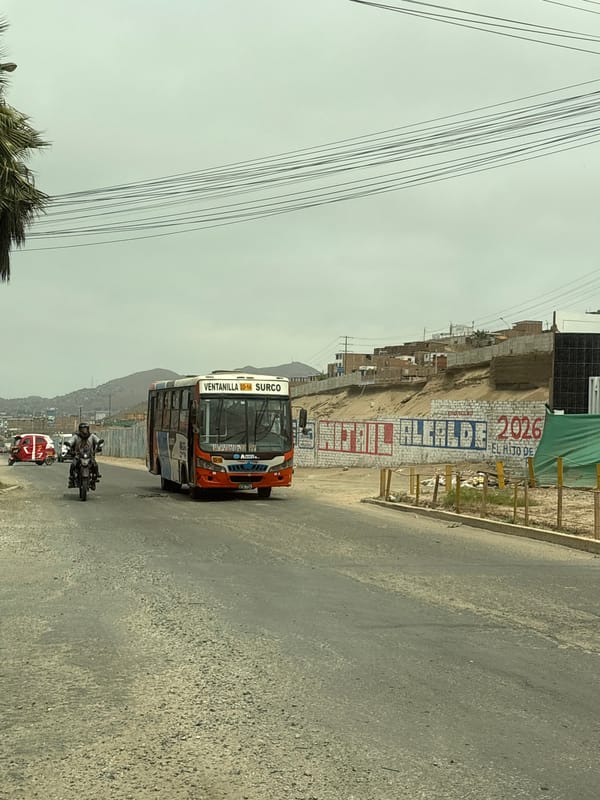 Street scenes and car wash activity in Mi Perú