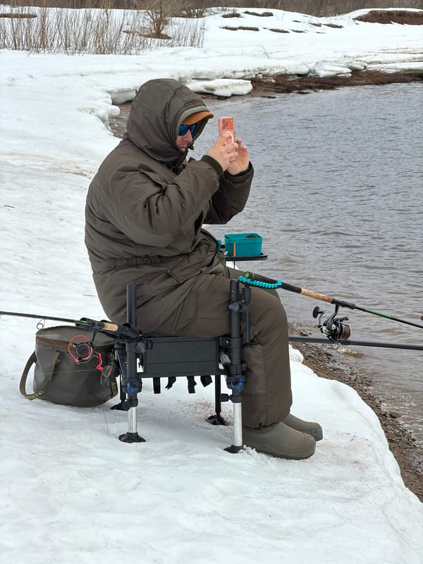 Ice fishing session documented in snowy Noviy Urengoy, Russia