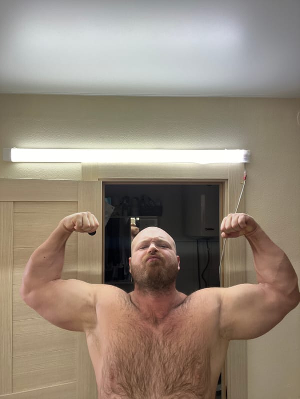 Man documents morning routine with cat in Noviy, Russia