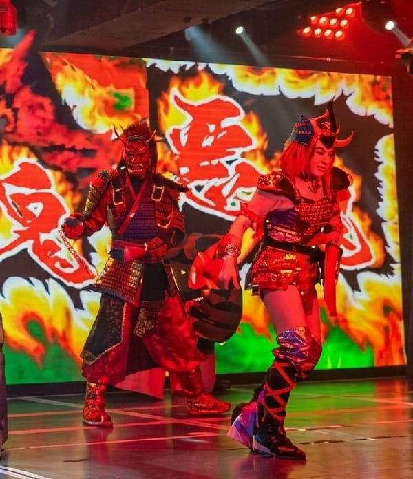 Elaborate theatrical performances documented at Shinjuku entertainment venues