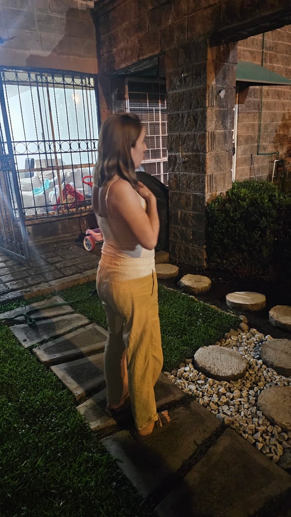 Woman observed near stone building in San Bernardino Tlaxcalancingo