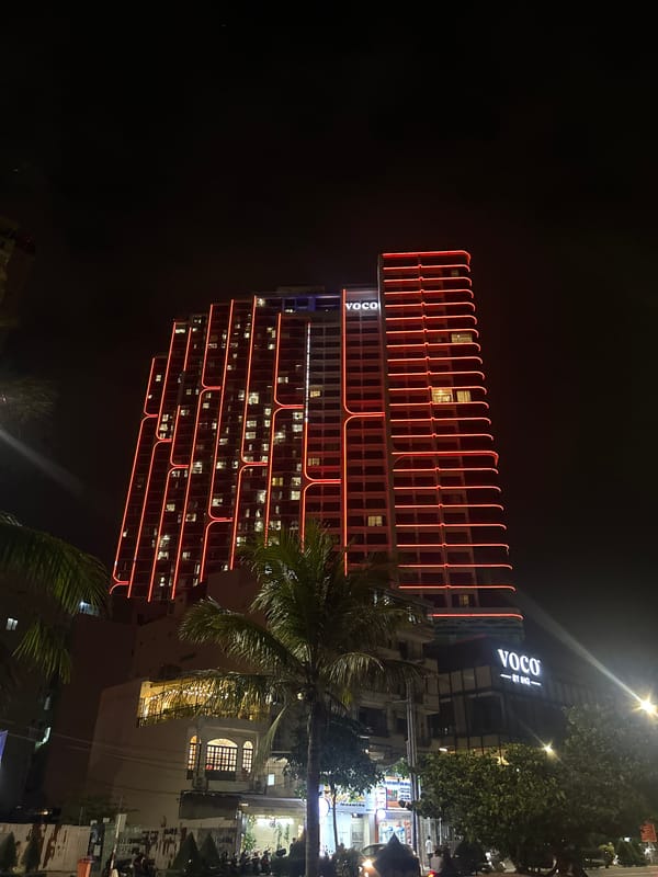 VOCO hotel captured in nighttime photos in Bắc Nha Trang