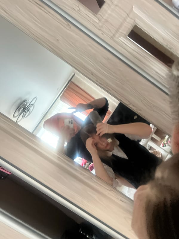 Woman documents late-night routine in Chaikovsky apartment building