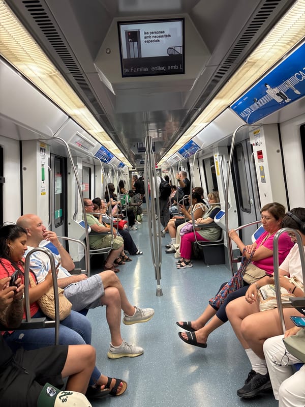 Barcelona evening: Metro ride, Sagrada Familia visit, police presence